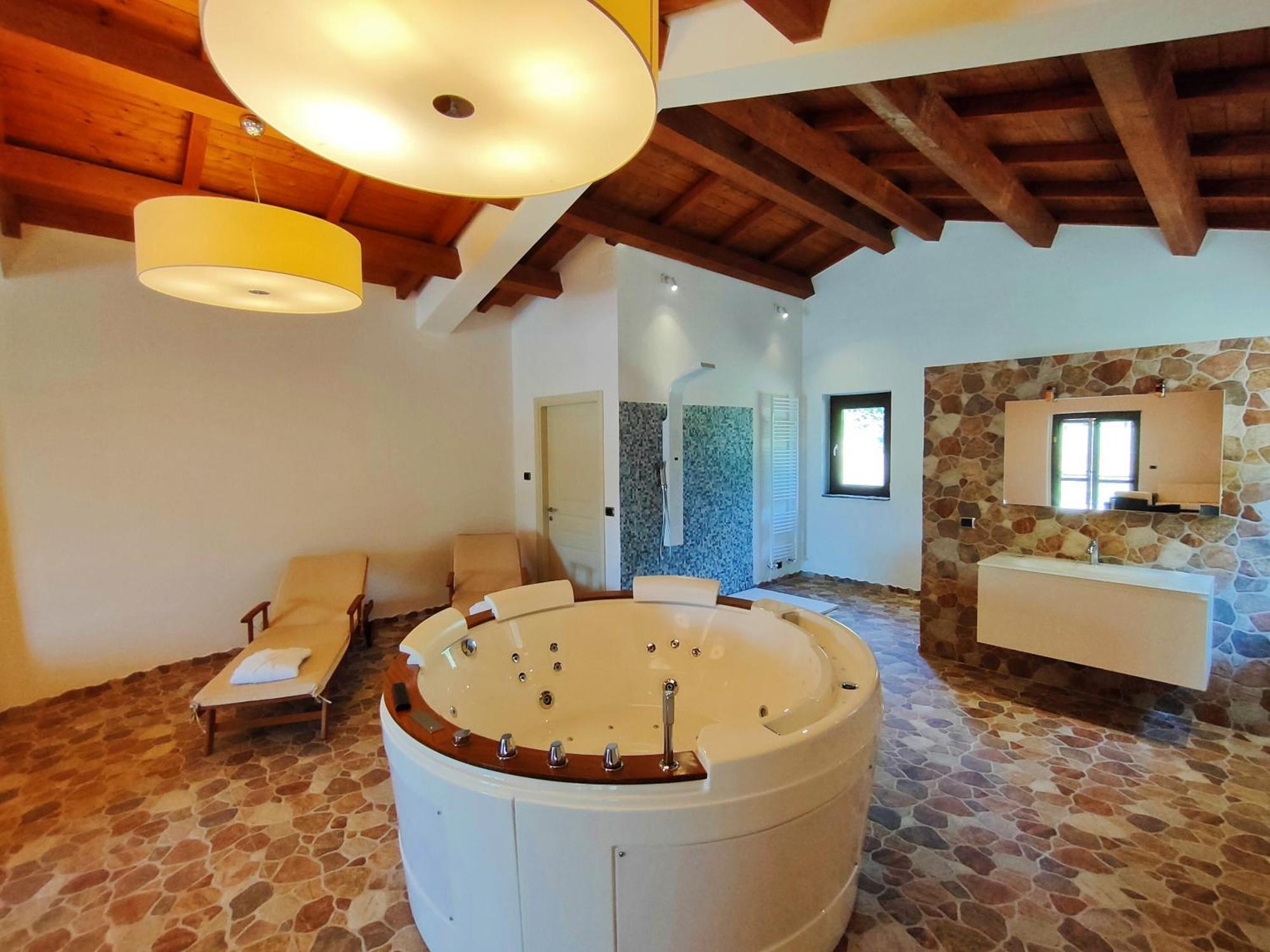 Agriturismo Borgo Biaia Camporgiano Cameră foto