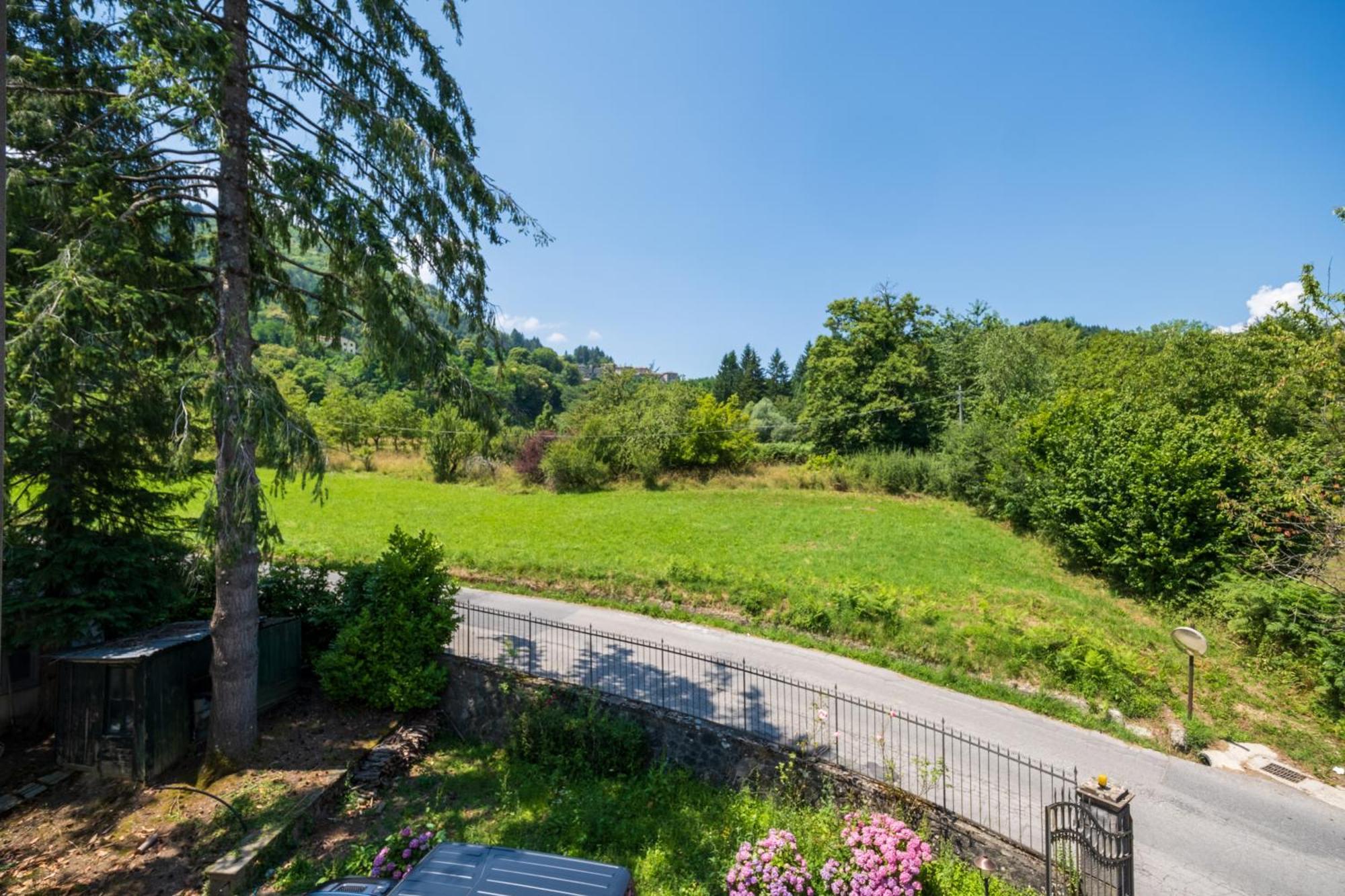 Agriturismo Borgo Biaia Camporgiano Exterior foto